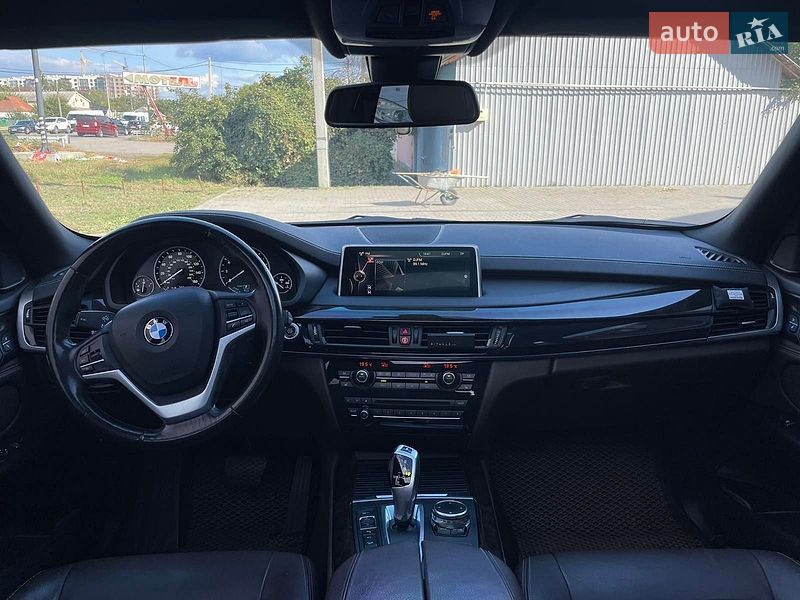 Внедорожник / Кроссовер BMW X5 2016 в Полтаве