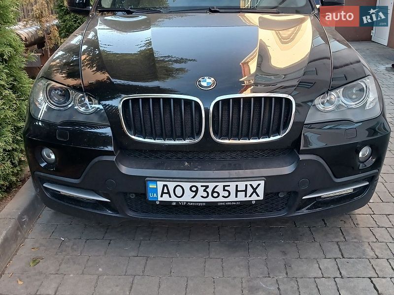Внедорожник / Кроссовер BMW X5 2007 в Ужгороде