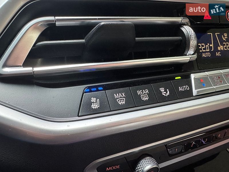 Внедорожник / Кроссовер BMW X5 2022 в Днепре