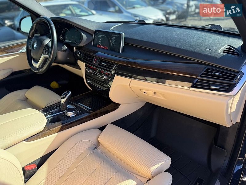 Позашляховик / Кросовер BMW X5 2017 в Івано-Франківську