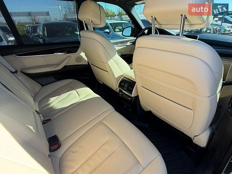 Позашляховик / Кросовер BMW X5 2017 в Івано-Франківську