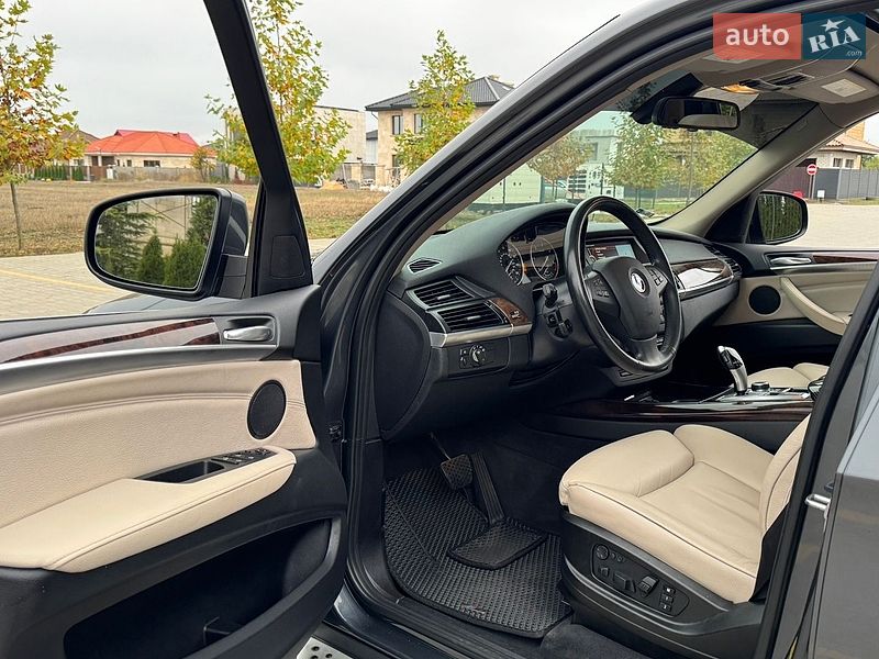 Позашляховик / Кросовер BMW X5 2013 в Одесі