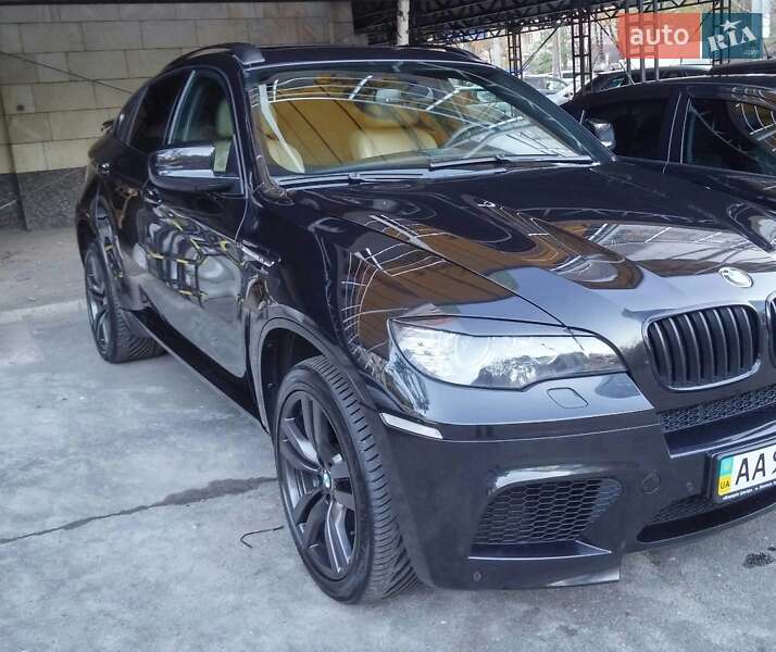 Внедорожник / Кроссовер BMW X6 M 2010 в Киеве