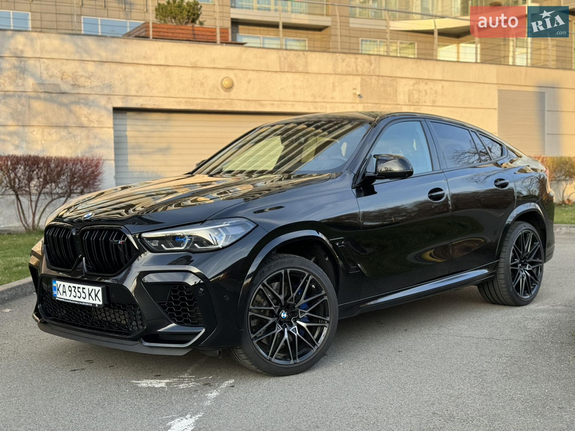 2022 BMW X6 M - фото 1