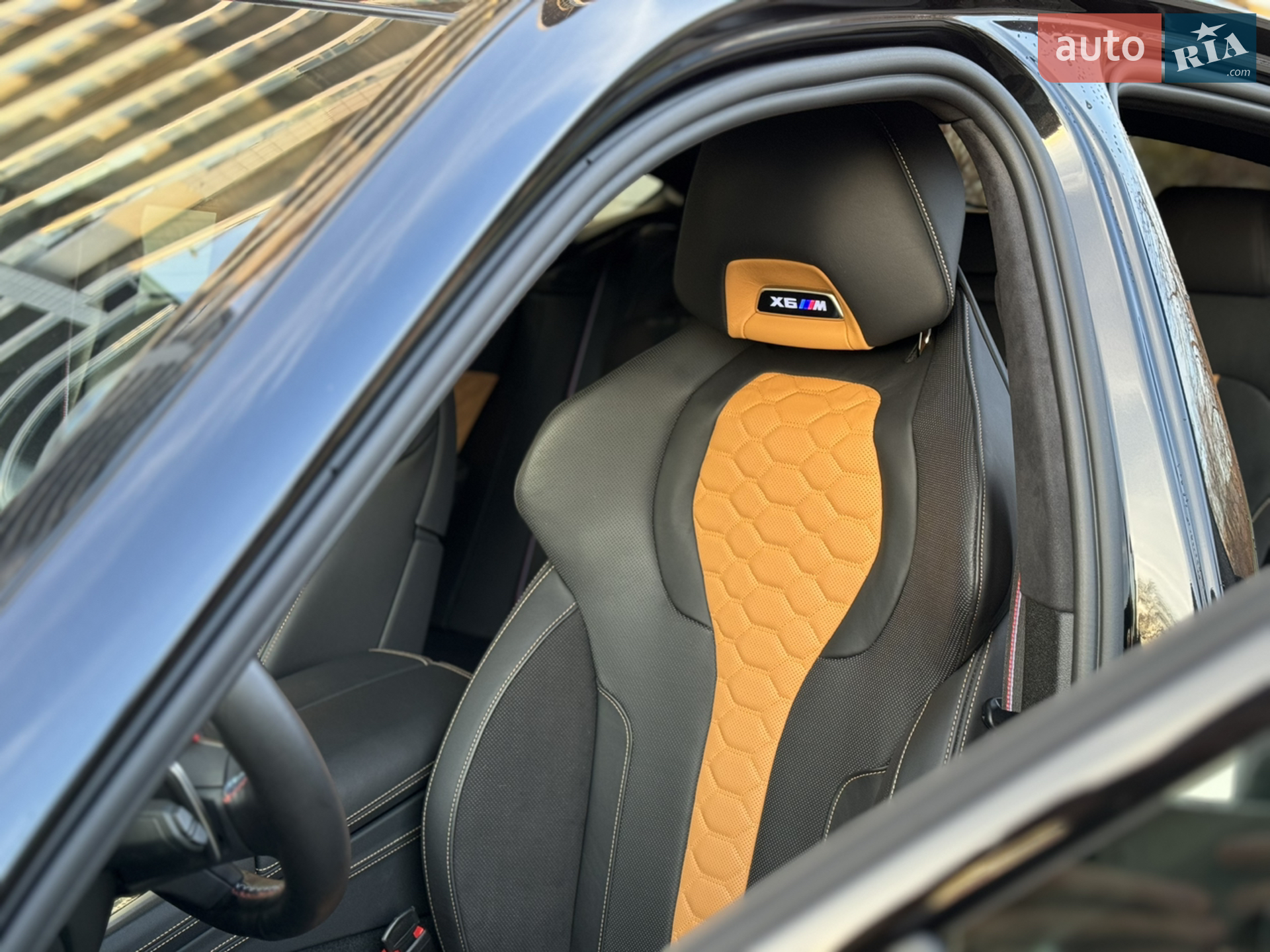 2022 BMW X6 M - мініатюра 9