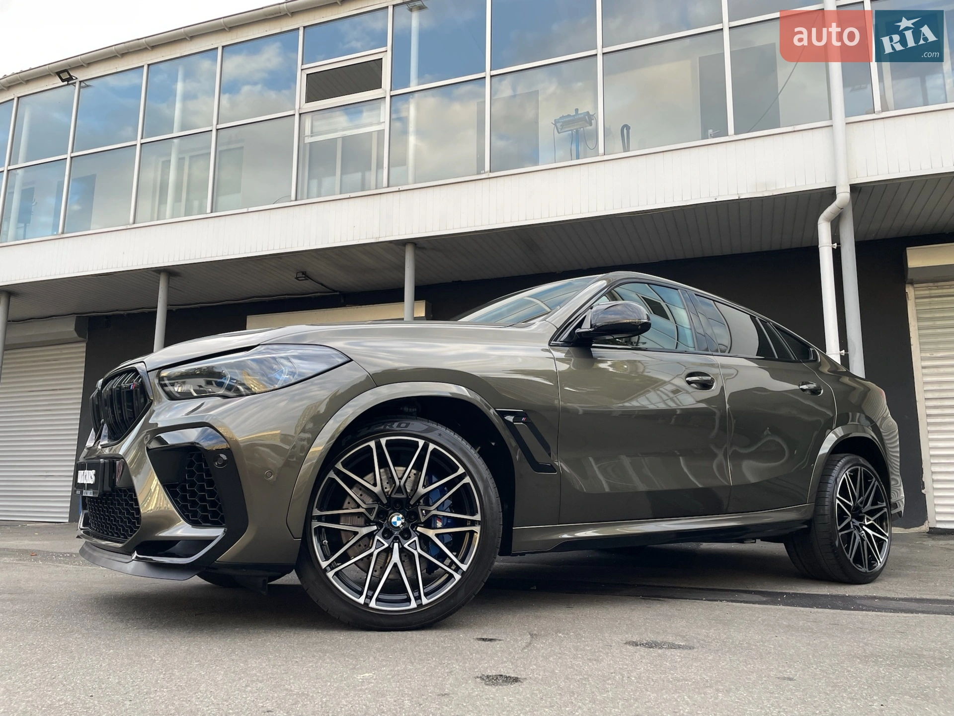 2022 BMW X6 M - мініатюра 5