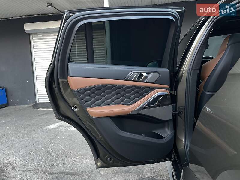 Внедорожник / Кроссовер BMW X6 M 2022 в Киеве