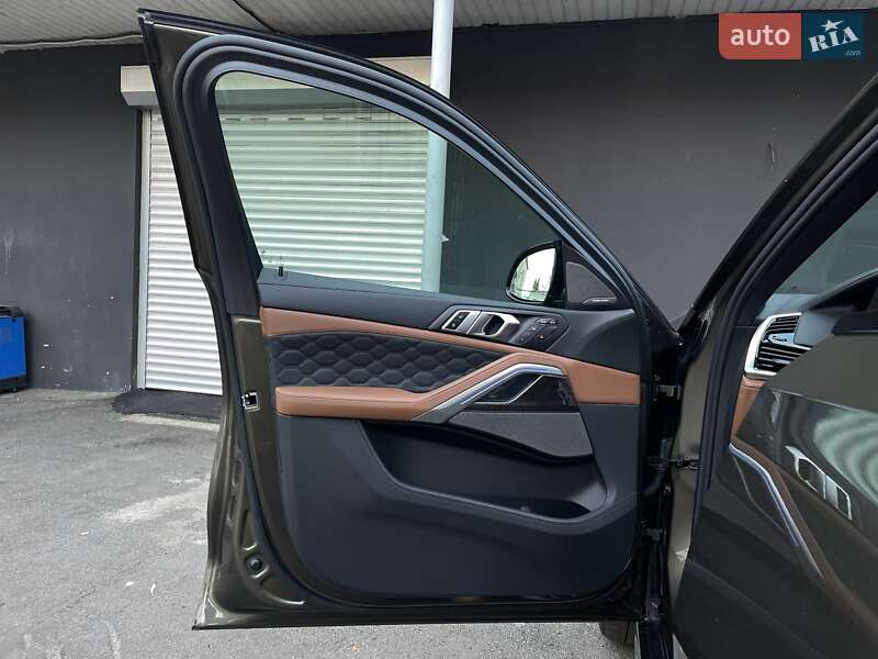 Внедорожник / Кроссовер BMW X6 M 2022 в Киеве