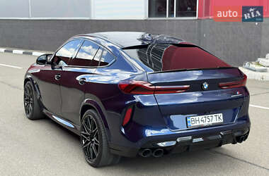 Позашляховик / Кросовер BMW X6 M 2021 в 