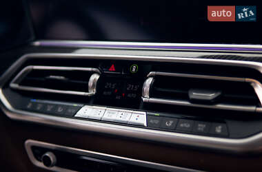 Внедорожник / Кроссовер BMW X6 M 2022 в 