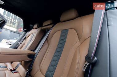 Внедорожник / Кроссовер BMW X6 M 2022 в 
