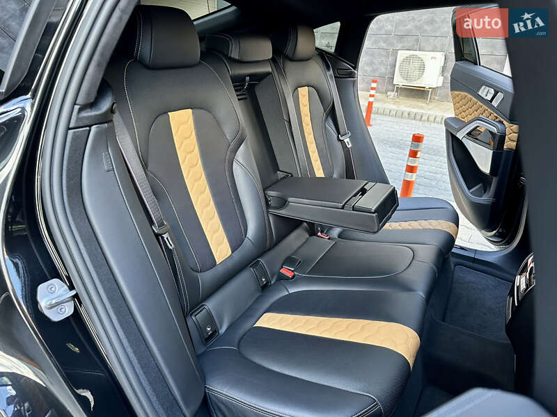 Позашляховик / Кросовер BMW X6 M 2020 в Києві