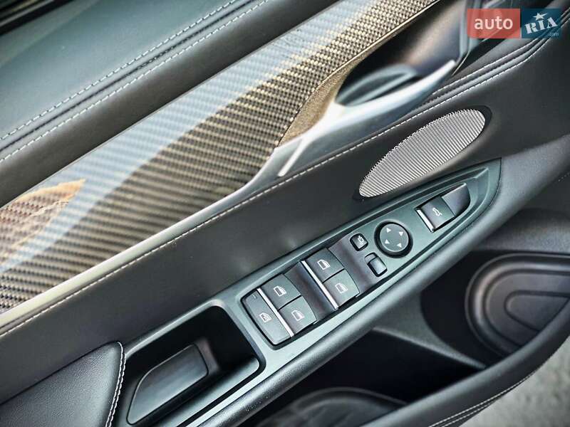 Внедорожник / Кроссовер BMW X6 M 2017 в Киеве
