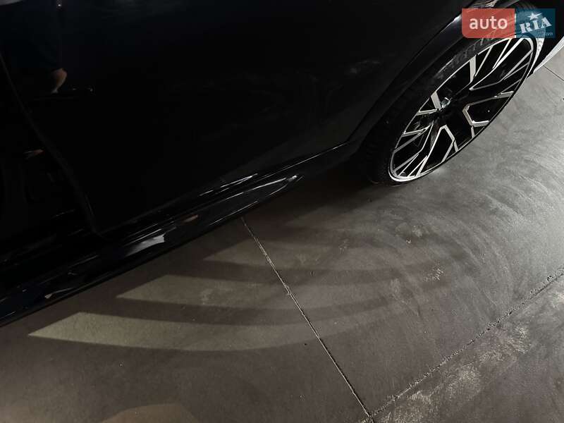 Позашляховик / Кросовер BMW X6 M 2021 в Києві
