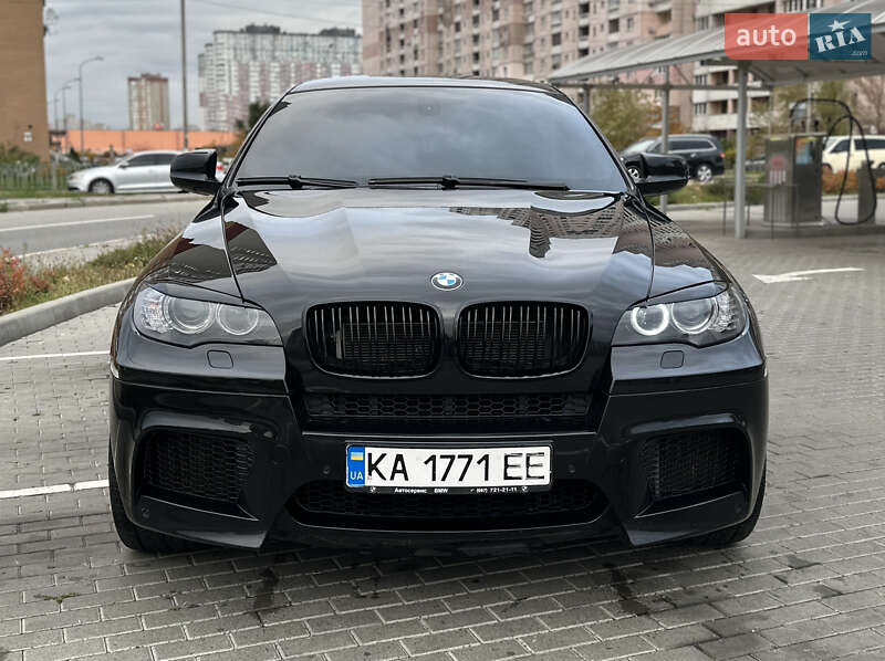 Внедорожник / Кроссовер BMW X6 M 2011 в Киеве
