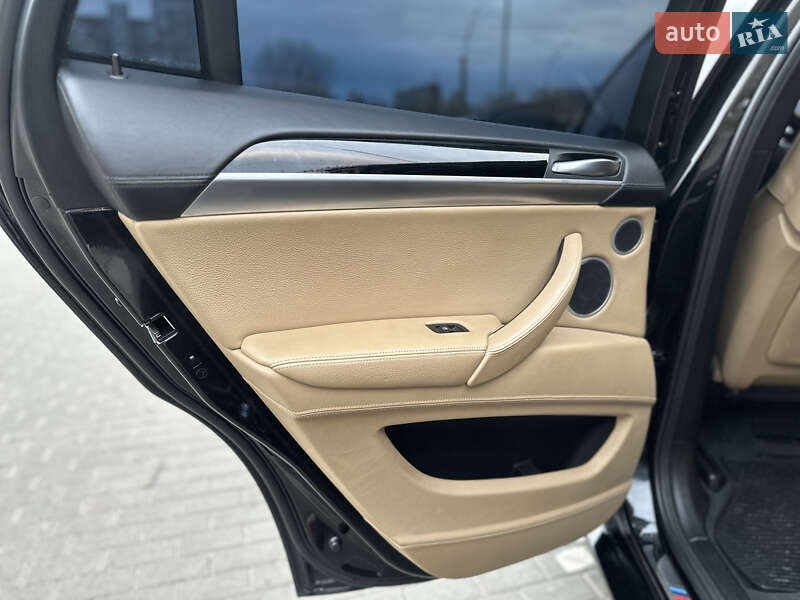 Внедорожник / Кроссовер BMW X6 M 2011 в Киеве