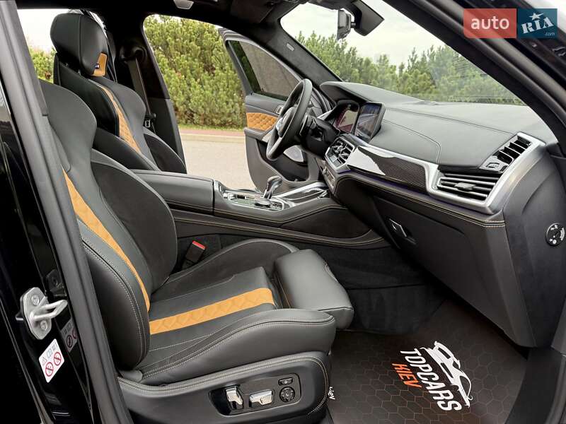 Позашляховик / Кросовер BMW X6 M 2022 в Києві