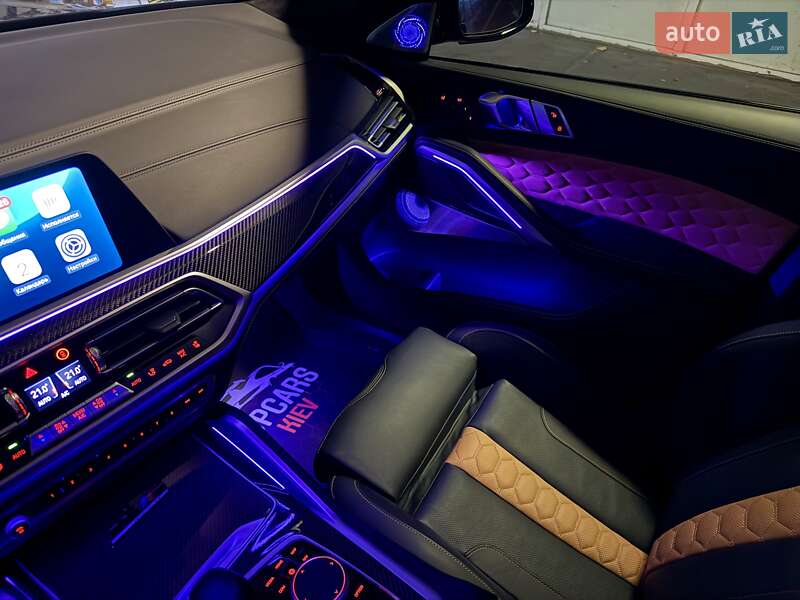 Позашляховик / Кросовер BMW X6 M 2022 в Києві