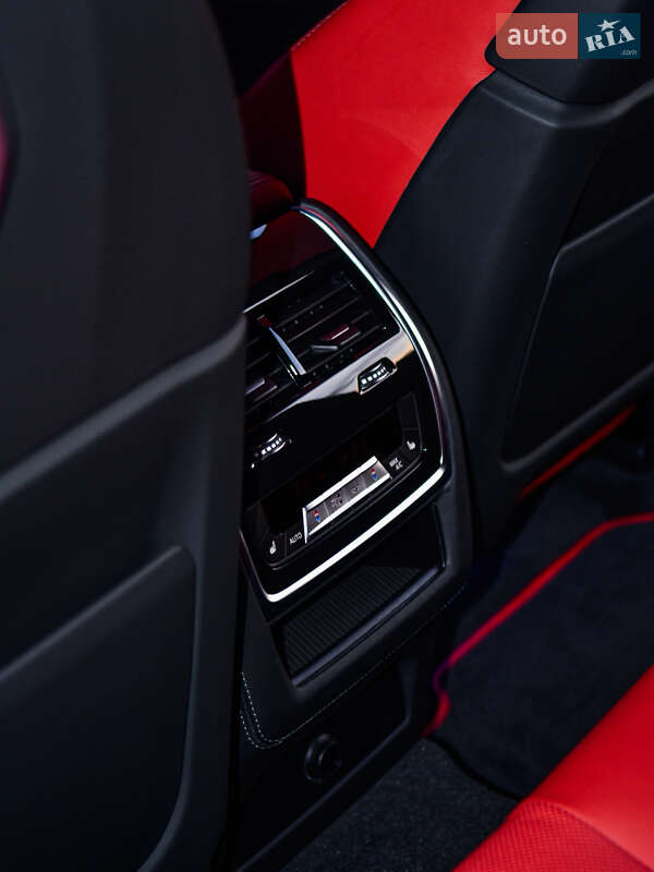 Внедорожник / Кроссовер BMW X6 M 2023 в Кривом Роге фото 54 Внедорожник / Кроссовер BMW X6 M 2023 в Кривом Роге