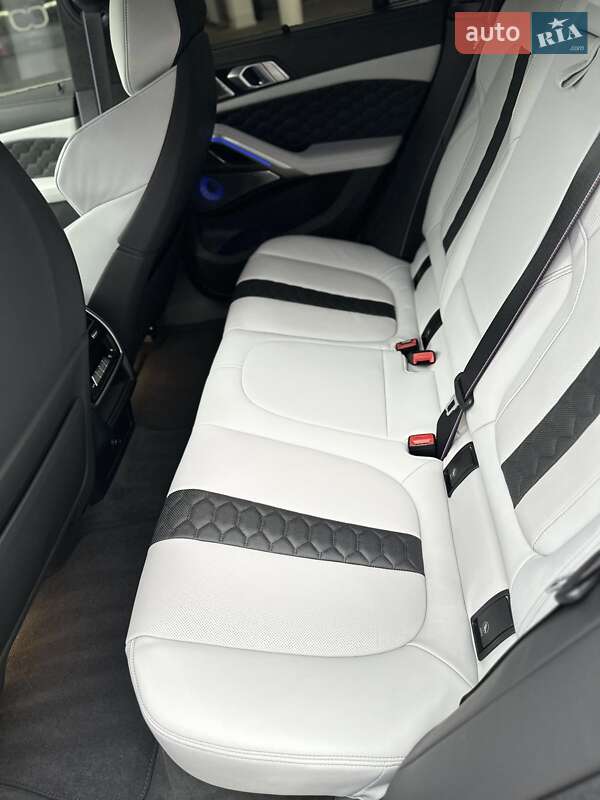 Внедорожник / Кроссовер BMW X6 M 2022 в Полтаве