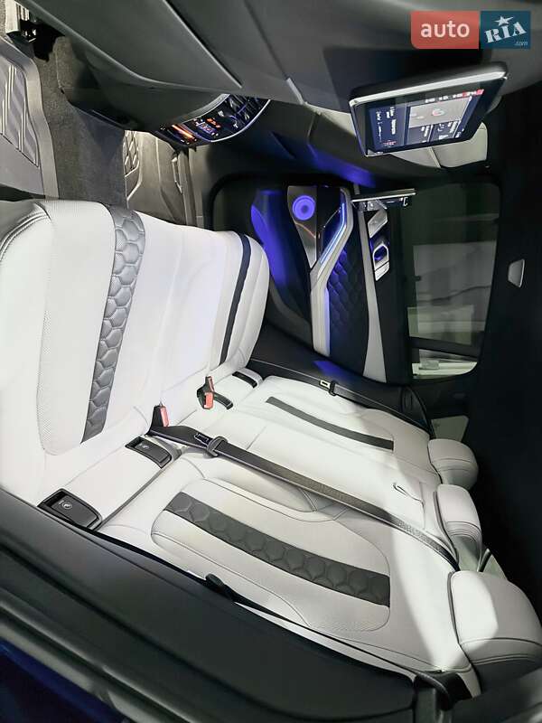 Внедорожник / Кроссовер BMW X6 M 2022 в Днепре