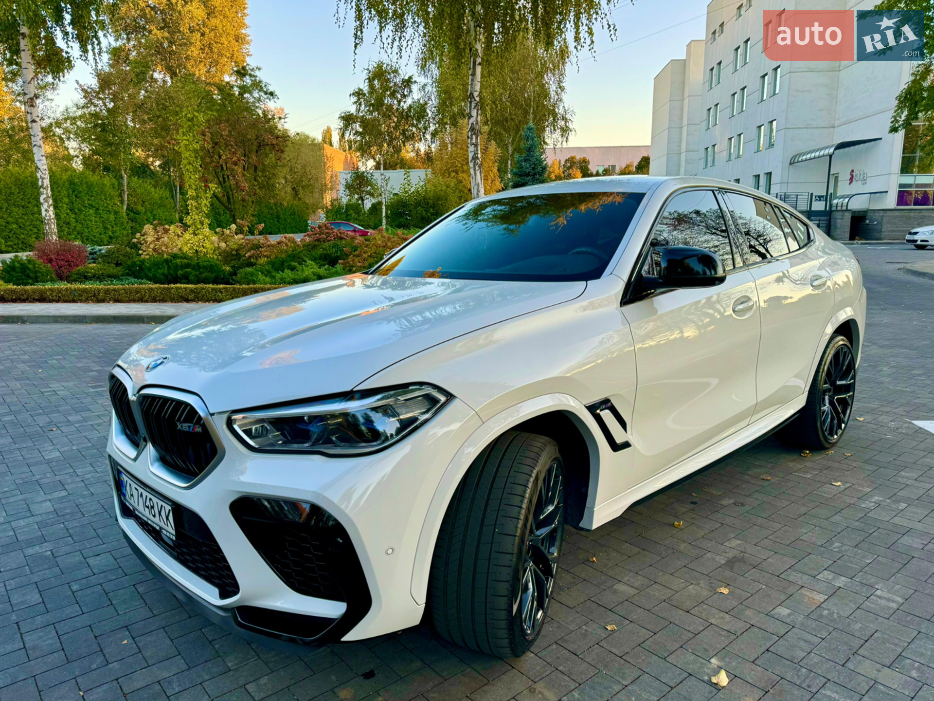 2020 BMW X6 M - мініатюра 3