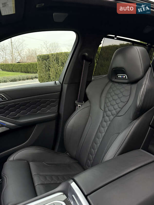Внедорожник / Кроссовер BMW X6 M 2021 в Днепре