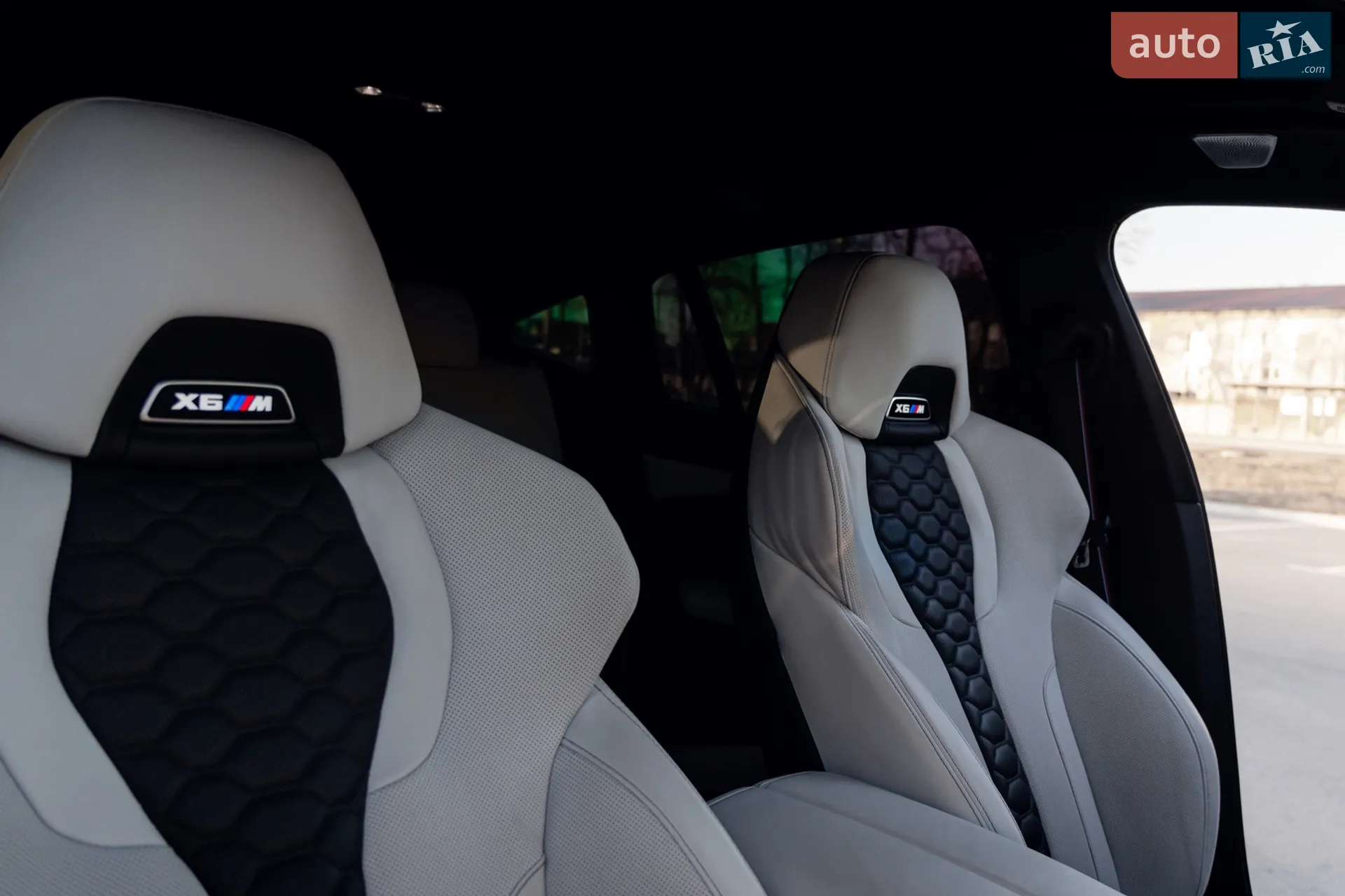 2023 BMW X6 M - мініатюра 39