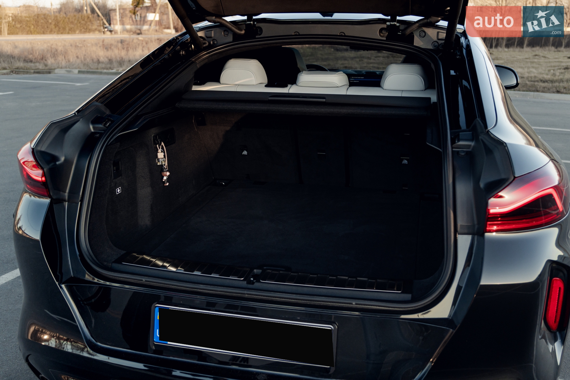 2023 BMW X6 M - мініатюра 29