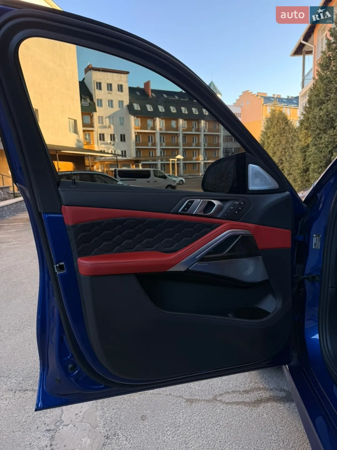 2020 BMW X6 M - мініатюра 18