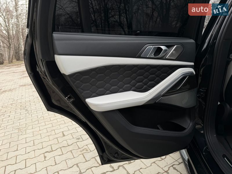 Внедорожник / Кроссовер BMW X6 M 2021 в Тернополе фото 43 Внедорожник / Кроссовер BMW X6 M 2021 в Тернополе