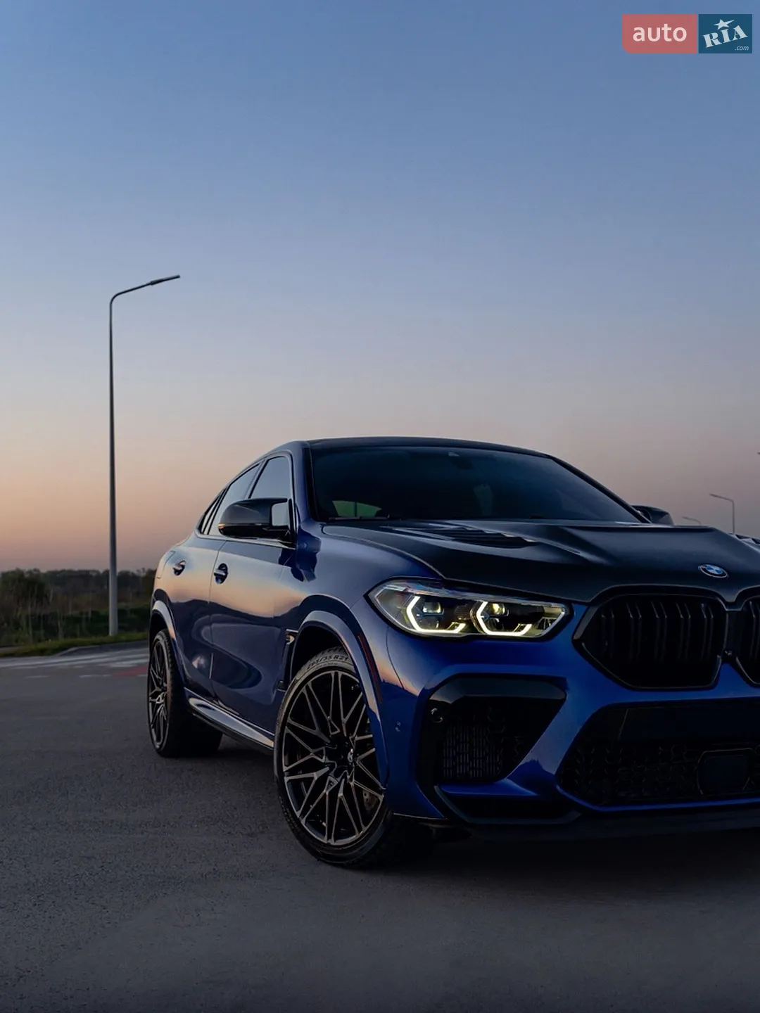 2020 BMW X6 M - мініатюра 3