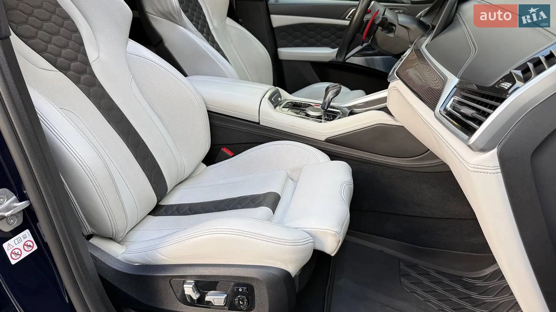2022 BMW X6 M - мініатюра 15