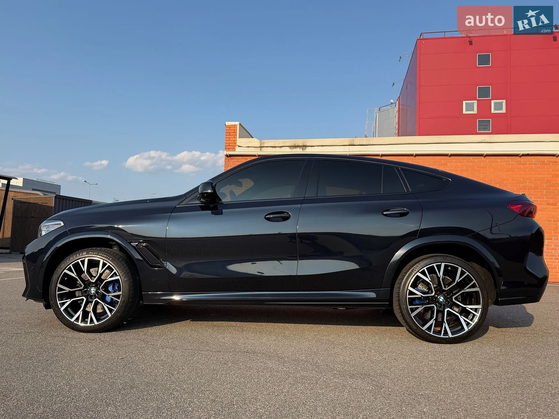 2021 BMW X6 M - мініатюра 7
