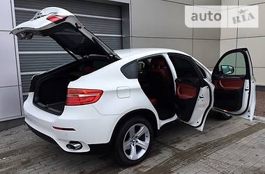 Позашляховик / Кросовер BMW X6 2013 в Києві