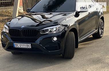 Позашляховик / Кросовер BMW X6 2017 в 