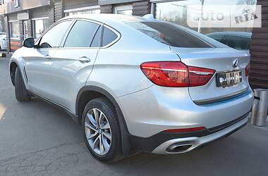 Позашляховик / Кросовер BMW X6 2017 в 