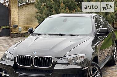 Позашляховик / Кросовер BMW X6 2011 в 