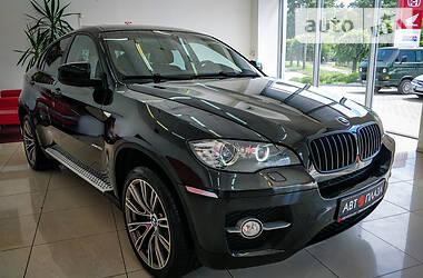 Внедорожник / Кроссовер BMW X6 2011 в Черновцах