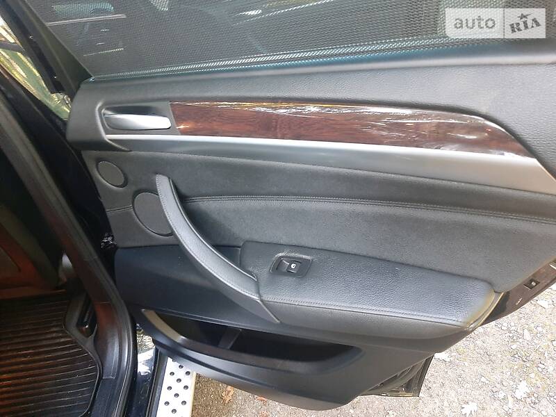Позашляховик / Кросовер BMW X6 2010 в Львові фото 14 Позашляховик / Кросовер BMW X6 2010 в Львові