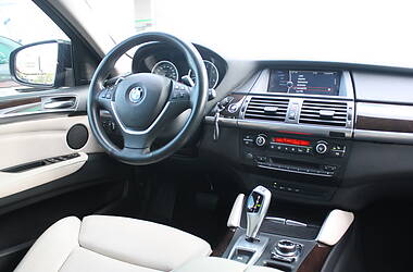 Позашляховик / Кросовер BMW X6 2014 в 
