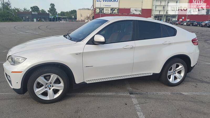 Внедорожник / Кроссовер BMW X6 2012 в Киеве