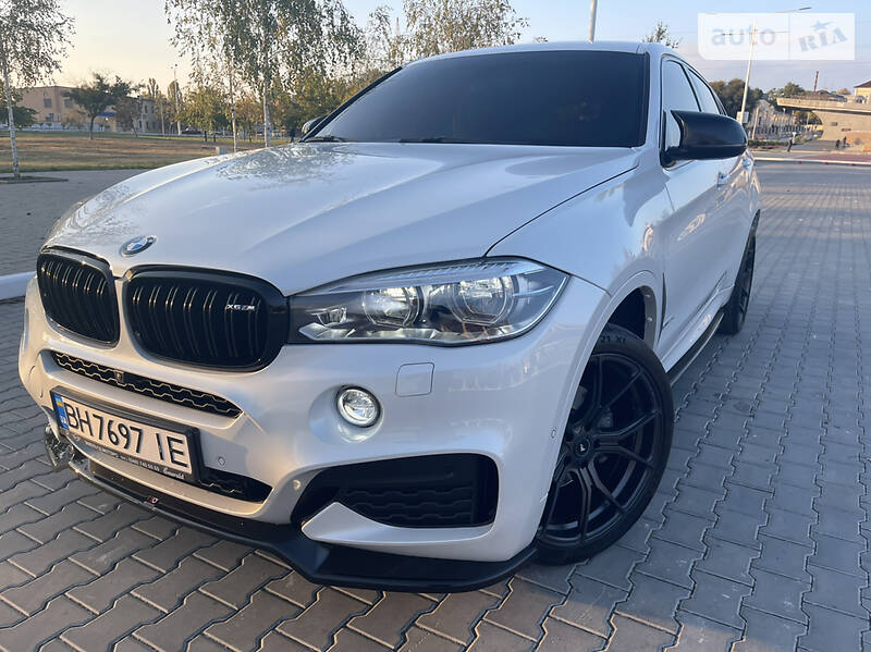 Внедорожник / Кроссовер BMW X6 2018 в Измаиле