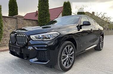 Позашляховик / Кросовер BMW X6 2021 в 