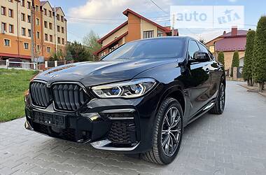 Позашляховик / Кросовер BMW X6 2021 в 