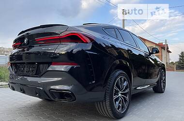 Позашляховик / Кросовер BMW X6 2021 в 
