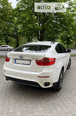 Внедорожник / Кроссовер BMW X6 2012 в Харькове