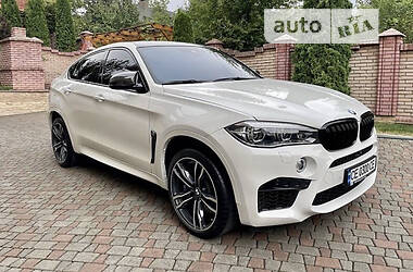 Позашляховик / Кросовер BMW X6 2017 в Чернівцях