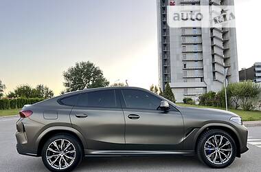 Позашляховик / Кросовер BMW X6 2021 в 
