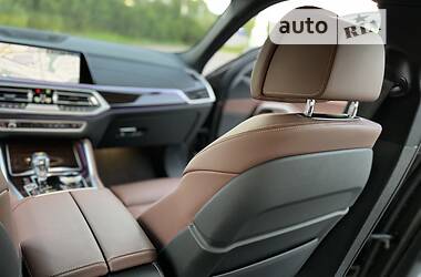 Позашляховик / Кросовер BMW X6 2021 в 